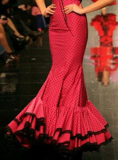 Estilo Hippy, Hippy Chic, Halter Formal Dress, Red Formal Dress, Formal Dresses, For Sale, Red, Dresses