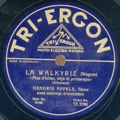 an old record label for the album la walkyrrie