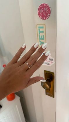 White Acrylic Nails With Chrome, White Nails With White Chrome, Hoco Nails Chrome, White Tip Nails With Chrome, Cute White Chrome Nails, Hoco Nail Inspo White, Nail Hoco Ideas, White Nails Crome, Back To School Nails Chrome