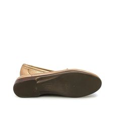 Step into a world of elegance and comfort with the SAS Womens Leather Loafers in a stunning gold hue. Designed for the modern woman who values both style and practicality, these loafers feature a sleek silhouette that effortlessly complements any casual outfit. The luxurious leather material not only exudes sophistication but also ensures durability, making them perfect for everyday wear. With the innovative Tripad Comfort technology, your feet will feel pampered with every step, allowing you to Womens Leather Loafers, Leather Loafers Women, Vintage Trucker Hats, Gold Shoes, Comfort Shoes, Accessories Bags Purses, Purse Jewelry, Kids Boots, Leather Loafers