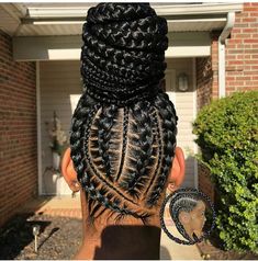 Stitch braids ponytail @braidsbychinia ❤ #feedinbraids #stitchbraids . . . #follow @ghanaianhairstyles @braidsbychinia #feedinbraids… Cornrows And Twists, Trendy We Fryzurach, Big Box Braids, Braided Ponytail Hairstyles, Box Braid, Girls Hairstyles Braids, Beautiful Braids, Girls Braids