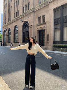 Han Jimin, Outfit Korean Style, Korean Outfit Street Styles, Casual Day Outfits, Woman's Fashion, Korean Fashion Dress, Korean Casual, Kpop Fashion Outfits