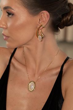 - Chic Gold Jewelry With Jewels, Chic White Gold Plated Jewelry, White Brass Jewelry For Party, Chic Gold Necklaces With Gemstone, Chic Gold Jewelry With Large Pendant, Chic Gold Necklace With Gemstone, Chic Gold Plated Pearl Pendant Jewelry, Gold Necklace, Gold Plate