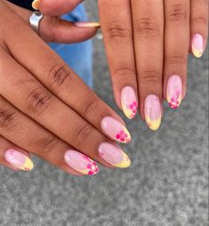 Hawaii Nails, Smink Inspiration, Beach Nails, Yellow Nails, Best Acrylic Nails, Flower Nails