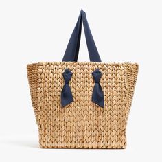 Isla Bahia Navy – Pamela Munson Pamela Munson, Poolside Fashion, Designer Clothing Brands, Straw Beach Bag, Straw Handbags, Rattan Bag, Ring Bag, Play Tennis, Clothing Brands