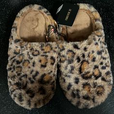 Nwt Leopard Print Slipper Forever Link Shoes, Purple Slippers, House Shoes Slippers, Memory Foam Sandals, Bling Sandals, Blue Slippers, Pink Slippers, Black Slippers, Faux Fur Slippers