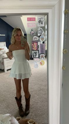 Megan Moroney Inspired Outfits, Outfits For Megan Moroney Concert, Ty Myers Concert Outfit, White Skirt Concert Outfit, Country Pop Concert Outfit, Kelsey Ballerini Concert Outfit, Meghan Moroney Concert Outfits, Zach Byran Outfit Concert, Kelsea Ballerini Concert Outfit