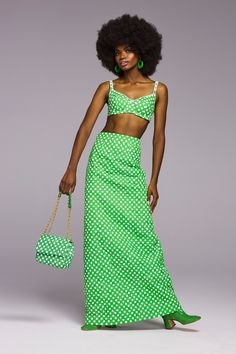 Resort 2023 Fashion, Green Outfit, Fashion Show Collection, Fashion Colours, Green Fashion