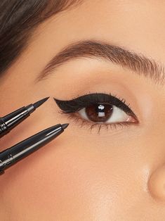 Best-selling vegan, dual-ended eyeliner with liquid & gel formulas that will cause some serious double takes! Spooky Makeup, Tubing Mascara, Lash Curler, Creamy Concealer, Juicy Lips, Tarte Cosmetics, Winged Liner, Liquid Liner, Bead Embroidery Jewelry