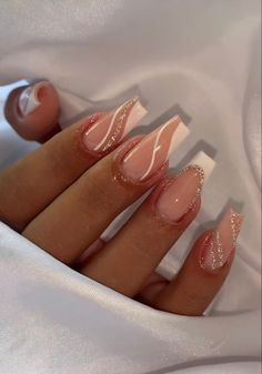 #unhasbranca Formal Nails, Simple Gel Nails, Girly Acrylic Nails, Casual Nails, Acrylic Nails Coffin Short, Short Acrylic Nails Designs, Pink Acrylic Nails, Fire Nails, Pretty Acrylic Nails