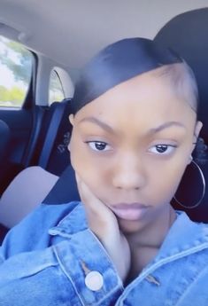 Natural Hairstyles For School Black, Natural Hairstyles For School, Mikaria Janae, Slick Backs, Hairstyles 4c, Natural Hair Spray, Pallet Room, Lemonade Braids Hairstyles, Slicked Back Ponytail