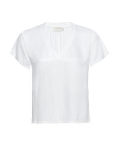 The V neck version of your favorite white tee with a laid-back ribbed neckband. Sexy, effortless, and already a classic. | Women's June Short Sleeve Top in White | Ethical Essentials Satin Top, Going Out Outfits, Basic Tops, White Summer, White Tee, White Fabrics, V Neck Tee, White Undershirt, Short Sleeves Tops