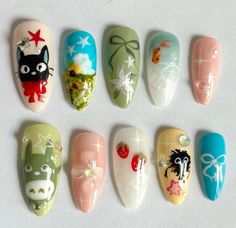 𝐶𝑟𝑒𝑑𝑖𝑡: 𝑑1𝑐𝑒𝑑𝑐𝑙𝑎𝑤𝑠 𝑜𝑛 𝐼𝑛𝑠𝑡𝑎𝑔𝑟𝑎𝑚 Tip Of The Nail Designs, Studio Ghibli Nail Designs, Ghibli Studio Nails, Art Nails Design Ideas, Nail Ideas Art, Ghibli Nail Art, Studio Ghibli Nail Art, Ponyo Nails, Howls Moving Castle Nails