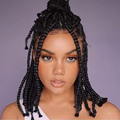 PRICES MAY VARY. 1. Pre stretched braiding hair is made from High-Quality low-temperature flame-retardant synthetic fibers. 2. Braiding hair has a natural-looking - yaki texture, very light, abundant, long-lasting, and soft like human hair. 3. Kanekalon braiding hair is easy to braid, can save you a lot of time, is long-lasting and comfortable, has no tangles, no shedding, and is itch-free. 4. Hot water setting, so you can DIY your own hairstyles, like Senegalese twist, box braids, crochet braid Short Box Braids Hairstyles, Short Box Braids, Box Braid, Short Braids, Box Braids Styling, Girls Hairstyles Braids, 4c Hair, Scene Hair, African Braids Hairstyles