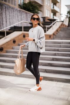 Outfits Leggins, Casual Sporty Outfits, Lauren Kay Sims, Look Legging, Womens Active Wear Outfits, Athleisure Fashion, Athleisure Outfits, Sporty Outfits, Active Wear Outfits