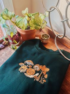 Embroidered Snail, Embroider Sweatshirts, Embroidery Designs Sweatshirt, Plant Sweatshirt, Mushroom Snail, Green Mushroom, Custom Crewneck