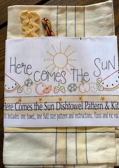 Here Comes the Sun Dishtowel Kit Dish Towel Embroidery Patterns Free, Stripe Towel, Wool Applique Quilts, Kitchen Pattern, Amy Butler Fabric, Washcloth Pattern, Applique Quilt Patterns, Towel Embroidery, Crochet Washcloth