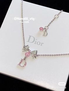 #follow #jewelry #dior #designer #necklace #blogging #blogger #blog #fashion #style Things I Want To Buy, Girly Items, Pink Dior, Dior Necklace, Desain Quilling, Expensive Jewelry Luxury, Bracelet Pandora, Jewelry Accessories Ideas, Dope Jewelry