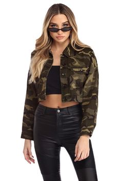 Black Jean Jackets, Camo Jacket Outfit, Cropped Jacket Outfit, Camo Pants Outfit, Combat Jacket, Leather Skirt Outfit, Camo Dress, Cool Kid, Camo Outfits