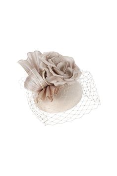 Mini Knot and Floral Putty Hat Suzannah London, Floral Cocktails, London Boutique, Silver Springs, Boutique Couture, Cocktail Hat, Formal Dresses Gowns, Perfect Cocktails, Fancy Hats