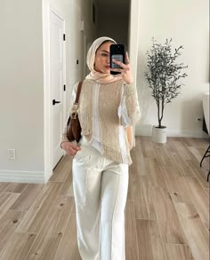 Hijabi Casual, Turkey Fits, Head Scarf Outfit, Summer Hijabi, Christian Veils, Closet Revamp, Modest Girly Outfits, Hijabi Fits