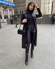 Leather Coat Outfit, Long Leather Jacket, Black Leather Trench Coat, Yovanna Ventura, Iranian Women Fashion, Black Leather Coat, Long Leather Coat, Coat Outfit, Leather Jacket Outfits