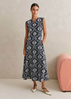 Jacquard Jersey Midi Dress | ME+EM Office Dress Code, Office Dress, Navy Midi Dress, Work Dress, Floral Print Maxi Dress, Jacquard Pattern, Jacquard Dress, Fashion Plates, Womens Designer Fashion