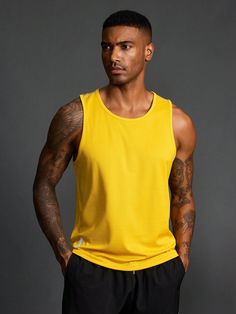 Amarillo Mostaza  Collar sin mangas Tela tejida Liso  Embellished Estiramiento medio Men Activewear, Gym Tank Tops, Fitness Sport, Sport Tank Tops, Mens Activewear, Sports Equipment, Gym Outfit, Sport Fitness, All Fashion