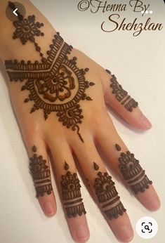 Arabic Henna Designs Unique Heena Mehendi Designs Fingers, Basic Henna Designs For Beginners, Back Mehandi Designs Simple, Hena Mehendi Design, Mehndi Tips, Mehndi For Beginners, Mehndi Tutorial, Traditional Mehndi, Indian Mehndi