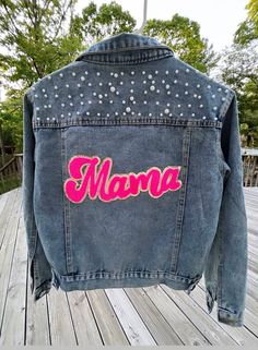 Diy Bedazzled Jean Jacket, Decorate Jean Jacket Diy, Customizable Blue Denim Jacket With Long Sleeves, Customizable Denim Jacket For Fall, Customizable Cotton Denim Jacket For Fall, Customizable Long Sleeve Denim Jacket, Customizable Long Sleeve Denim Outerwear, Customizable Denim Outerwear For Fall, Customizable Fitted Denim Jacket, Casual Style