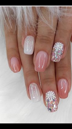 January Nail Designs, January Nails, Glitter Gel Nails, Dipped Nails, Fancy Nails, Creative Nails, Holiday Nails, Nail Art Design, Winter Nails