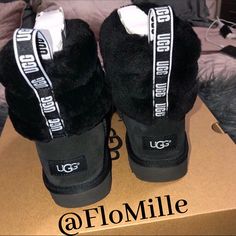 Ugg Boots With Bows, Nike Shoes Women Fashion, Fun Slippers, Girls Ugg Boots, Pretty Sneakers, Black Ugg Boots, Pretty Shoes Sneakers, Cute Nike Shoes