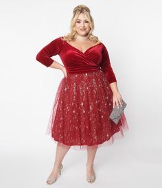 Burgundy Tulle Skirt, Celestial Dress, Vintage Christmas Dress, 1950s Cocktail Dress, 1950s Party Dresses, Velvet Knit, 1950s Fashion Dresses, Dress History, 1950s Style