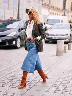 Spring Outfits 2020, Paris Street Style Spring, High Heeled Boots, Paris Street Style, Cool Street Fashion, Heel Boots, Boots Outfit, High Heel Boots