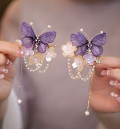 Butterfly Themed Clothes, Butterfly Outfit Aesthetic, Hair Pins Aesthetic, Chinese Hair Pins, Butterfly Hair Pins, Side Hair Clip, Butterfly Hair Pin, Clothes Purple, Butterfly Hairpin