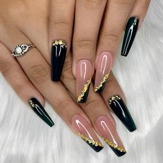 Black Gold Nails, Gold Acrylic Nails, Simple Acrylic Nails, Square Acrylic Nails, Coffin Nails Designs, Nail Glue, Fancy Nails, Dope Nails, Best Acrylic Nails