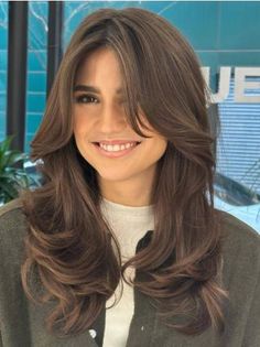 Curtains Bangs Long Hair, Side Part Curtain Bangs Long Hair, Certain Bangs Long Hair, Hair Cuts Side Part, Long Brown Hair With Curtain Bangs, Long Hair Ideas For Women, Curtain Bangs Brown Hair, Best Haircut For Long Hair, Curtain Bangs With Long Hair