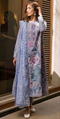 Style Outfits Summer, Lavender Fabric, Dreamy Design, Pakistani Women Dresses, Soft Lavender, Desi Fashion Casual