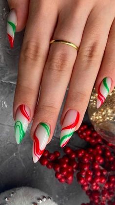 Discover 50+ Gorgeous Christmas Nails to Light Up Your Holidays 🎄💖! From Cute Christmas Nails to stunning Christmas Gel Nails, find inspiration for Her Nails this festive season. Explore December Nails with Red Christmas Nails, Festival Nails, and elegant Snowflake Nails. Whether you love Christmas Press On Nails or prefer Christmas Nails Easy, these ideas are perfect for every holiday vibe! ✨💅 Grinch Inspired Nails, Nail Art Noel, December Nails, Cute Christmas Nails, Christmas Nails Easy, Christmas Gel Nails, Holiday Nail Art, Nail Swag, Festival Nails