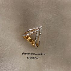 New Ring Designs Gold 2022, Silver Fine Jewelry, Vodungila Designs, Vadungila Ring, Prathanam Ring Designs, Kalyanam Ring Designs, Gold Jewelry Outfits, Modern Gold Jewelry