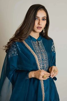 Collar Kurti, Collar Kurta, Cotton Dresses Online, Silk Kurta Set, Kurta Women, Indian Sari Dress, Casual Frocks, Blue Kurta, Long Kurta