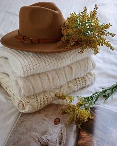 Cream and Brown Bible Clothing, Sweater Aesthetic, Birthday Wish For Husband, Fall Scents, Mehndi Designs For Hands, Knit Outfit, Aesthetic Photography, Sweater Weather