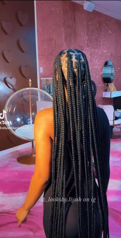 #follow #braids #braidedstyles #hairstyles #hairgoals #hair #blogging #blog #blogger #beautyblog Big Medium Knotless Box Braids, Large Knotless Box Braids With Beads, Big Plaits Box Braids, Knotless Parts, Extended Knotless Braids, Long Medium Knotless Braids, Medium Large Knotless Box Braids, Medium Large Knotless Braids, Individual Box Braids