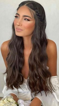 Pin on Maquiagem Bridesmaid Hair Makeup, Homecoming Hair, Hair Medium, Hairdo For Long Hair, Formal Hairstyles