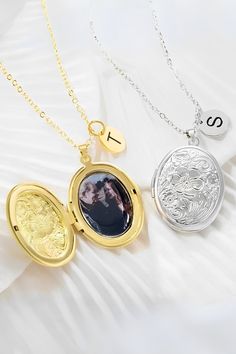 Do you want to keep your loved ones close to your heart? This Custom Flower Locket Necklace w Initial + Photo, Engraved Dainty Jewelry for Mom/Grandma/Sister is the perfect way to do that! 🌸

This locket necklace is a lovely way to show your love and appreciation for your mom, grandma, sister, or anyone else who means the world to you. 💗

Check it out in our Etsy store and surprise them with this meaningful and elegant jewelry! 💝

#locket #flowerlocket #locketnecklace #flowerjewelry #floraljewelry #aestheticjewelry #ovallocket #initialnecklace #photo #vintage Personalized Gift Locket Jewelry, Dainty Engraved Locket Necklace For Anniversary, Mother's Day Gift White Gold Locket Necklace, Mother's Day White Gold Locket Necklace Gift, Silver Locket Necklace With Birth Flower For Anniversary, Silver Birth Flower Locket Necklace For Mother's Day, Personalized Silver Locket Necklace As A Gift, Silver Locket Necklace With Birth Flower For Mother's Day, Dainty Silver Personalized Locket Necklace