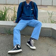 Blue Outfit Ideas Men, Baggy Jeans Outfit Men, Blue Jeans Outfit Men, Style Blue Jeans, Outfits Guys, Blue Jeans Outfit, Asian Streetwear, Jeans Outfit Men, Streetwear For Men