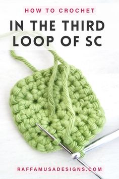 A little crochet swatch showing the third loop of single crochet stitches Learn How To Crochet, Single Crochet Stitch, Crochet Stitches Tutorial, Crochet Coasters, Half Double Crochet, How To Crochet, Learn To Crochet, Free Tutorial, Christmas Crochet