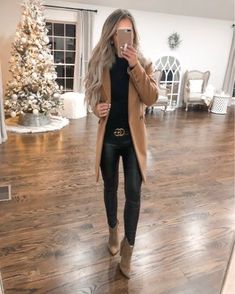 Leather Leggings Outfit, Leather Pants Outfit, Legging Outfits, Looks Chic, Fall Fashion Outfits, Casual Fall Outfits, Business Casual Outfits, Mode Inspiration, Winter Fashion Outfits