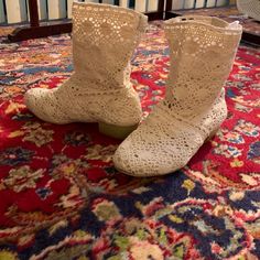 Loved But Never Worn! Creamy White 7 1/2” Tall All-Over Crocheted Boot With Pale Lime Green 1 1/4”Heel.A One Of A Kind Fine In Perfect Condition. Womens Crochet Boots, Vintage Flat Heel Boots For Spring, Vintage White Boots For Spring, White Vintage Boots For Spring, White Closed Toe Summer Booties, Cream Round Toe Summer Boots, Spring Booties With Low Heel And Medium Width, Spring Booties Low Heel Medium Width, Spring Booties With Medium Width And Low Heel