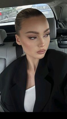 site model blonde Site Model, Cheek Fillers, Inner Beauty, Rich Girl, Pretty Makeup, Makeup Inspo, Face Claims, Makeup Tips, New Era